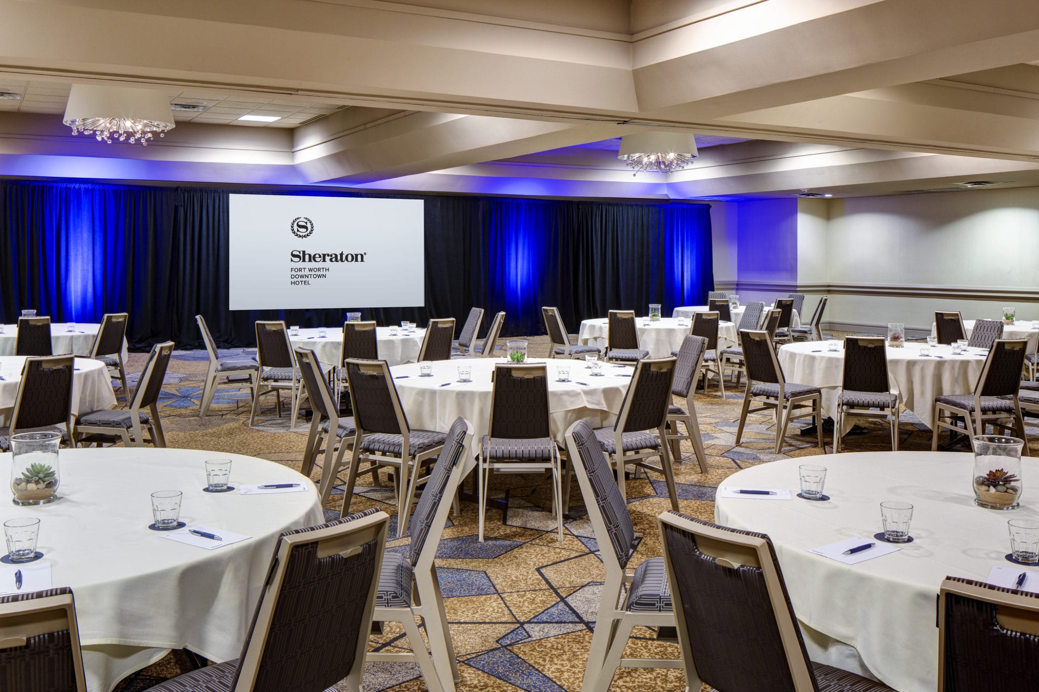 Cypress Ballroom Crescent Style-Med (2) Cypress Ballroom Crescent Style-Med (2)